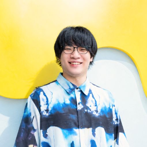 新倉 健太